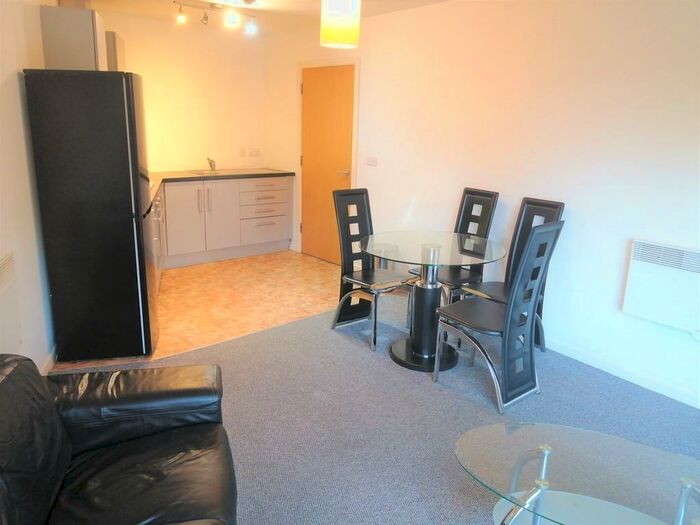 2 Bedroom Apartment To Rent In The Drum, Sportcity, M11