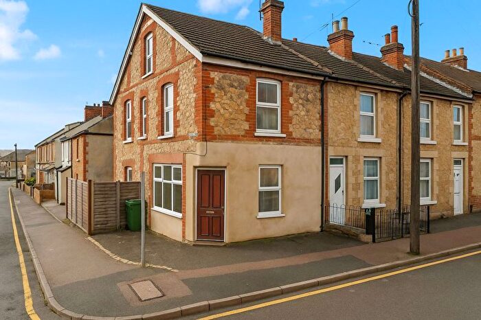 1 Bedroom Flat To Rent In Hardy Street, Maidstone, ME14