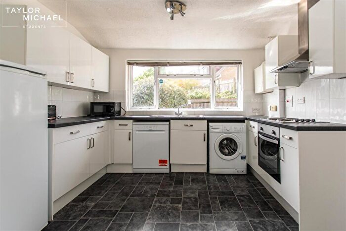 6 Bedroom Detached House To Rent In Rushlake Road, Brighton, BN1