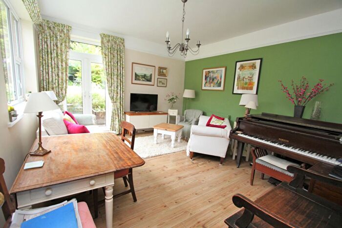 2 Bedroom Flat For Sale In Denton Road, Eastbourne, BN20