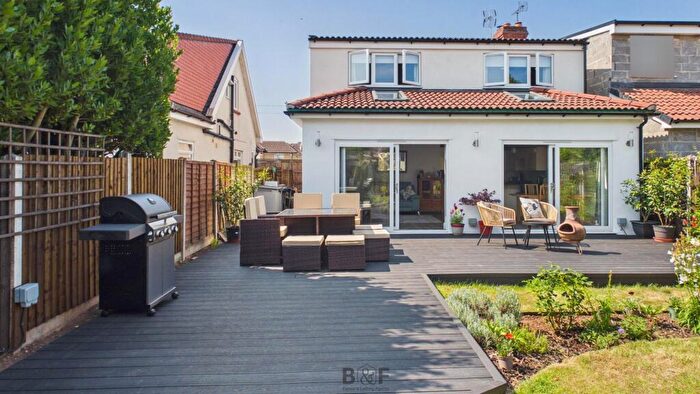 5 Bedroom Semi-Detached House For Sale In Peache Road, Downend, Bristol, BS16