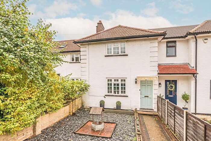 3 Bedroom Terraced House For Sale In Lower Marsh Lane, Kingston Upon Thames, KT1