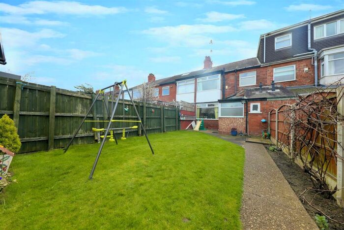 3 Bedroom Terraced House For Sale In Hotham Road North, Hull, HU5