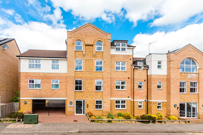 1 Bedroom Apartment For Sale In Station Road, Rushden, NN10