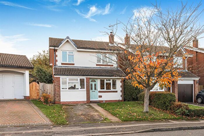 4 Bedroom Detached House For Sale In Greenway, Braunston, NN11