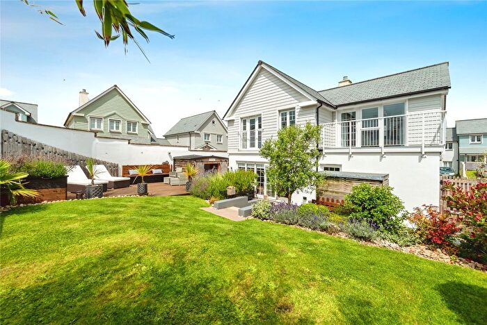 4 Bedroom Detached House For Sale In Polpennic Drive, Padstow, Cornwall, PL28
