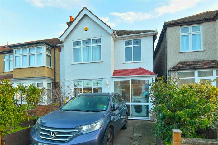 3 Bedroom Terraced House To Rent In Park Lane, Carshalton, SM5