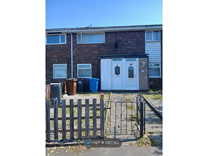 2 Bedroom Maisonette To Rent In Ashbourne Avenue, Wigan, WN2