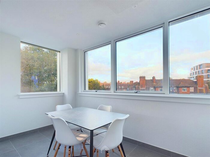 3 Bedroom Flat To Rent In Olympic Way, Wembley, HA9