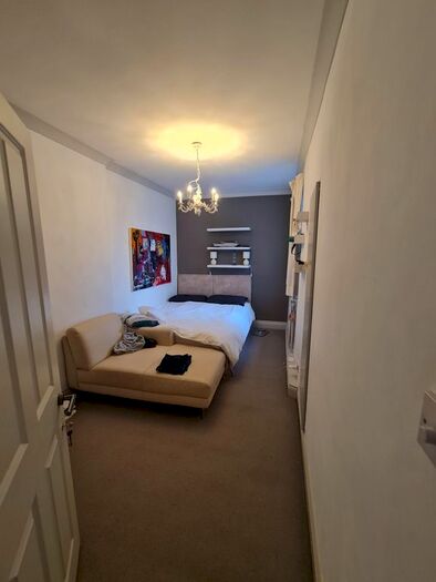 2 Bedroom Flat To Rent In Arundel Court, Ladbrooke Grove, W11