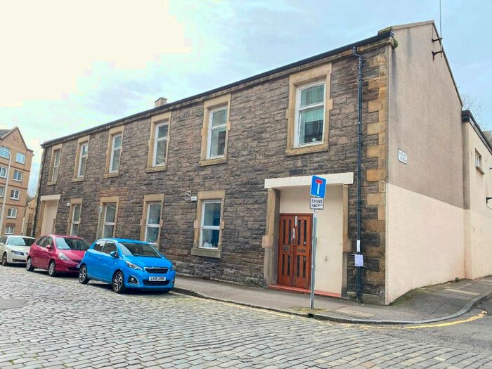 4 Bedroom Flat To Rent In Howden Street, Newington, Edinburgh, EH8
