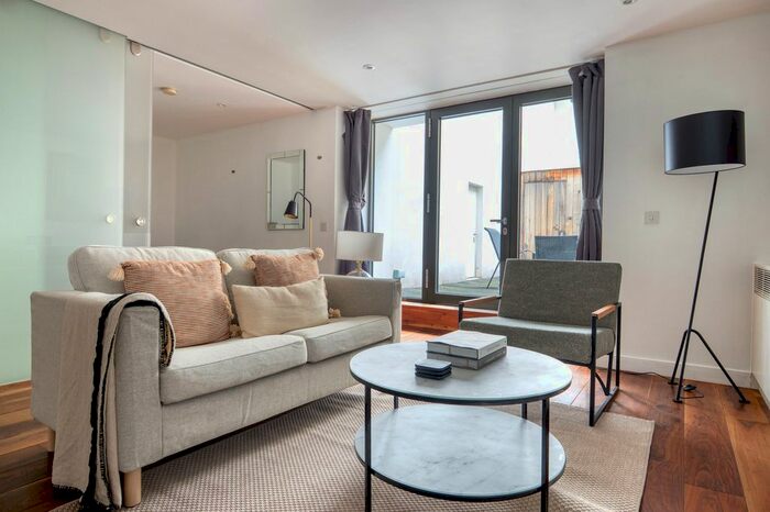 1 Bedroom Flat To Rent In Fitzrovia, W1T
