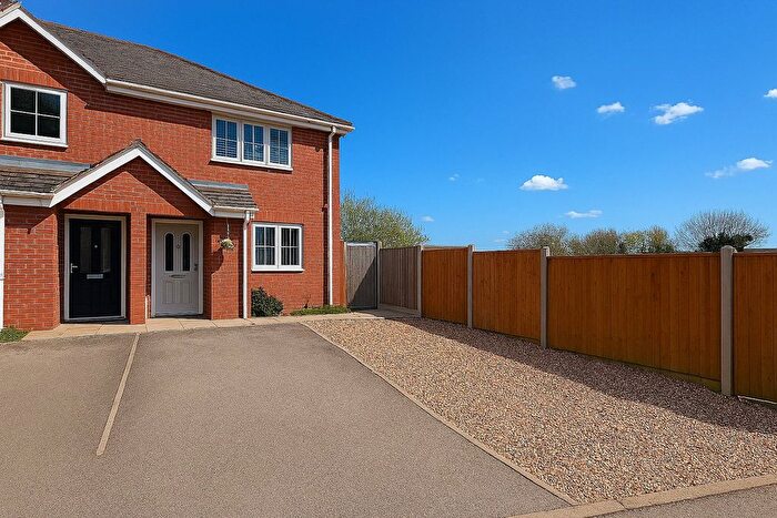 2 Bedroom End Of Terrace House For Sale In Augustus Walk, Augustus Road, Hockliffe, Leighton Buzzard, LU7