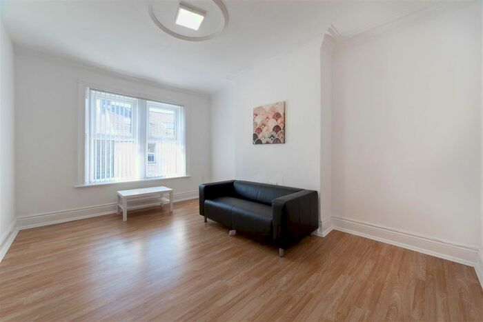 4 Bedroom Terraced House To Rent In Station Road, Gosforth, Newcastle Upon Tyne, NE3