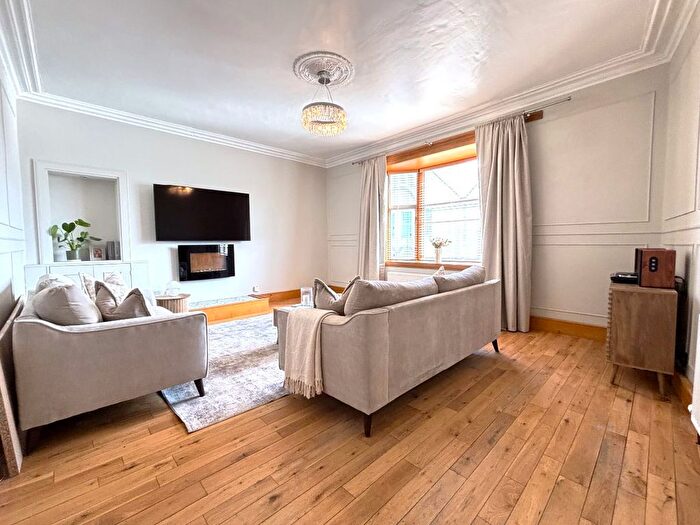 2 Bedroom Flat For Sale In Wellesley Road, Methil, Leven, KY8