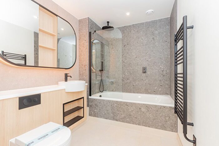 1 Bedroom Flat To Rent In The Hyde, Colindale, NW9