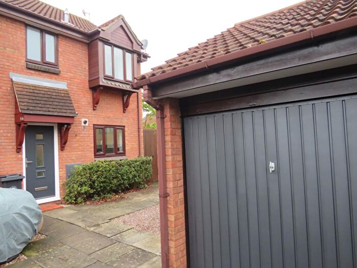 3 Bedroom Semi-Detached House To Rent In Brean Down Avenue, Bristol, BS9