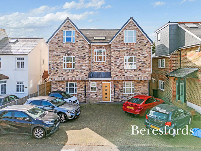 2 Bedroom Apartment For Sale In Ongar Road, Brentwood, CM15