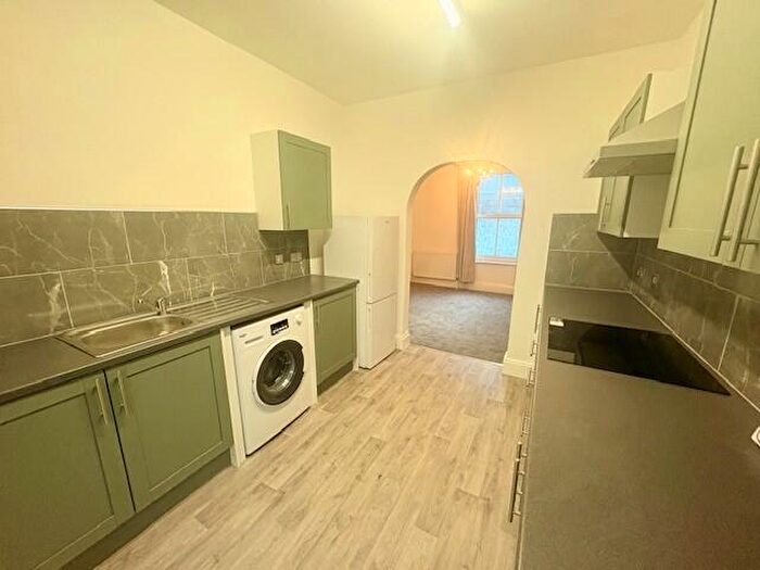 2 Bedroom House To Rent In York Place, Plymouth, PL2