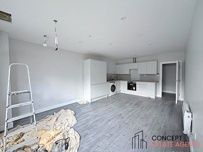 1 Bedroom Flat To Rent In Cavendish House, Cavendish Avenue, New Malden, Surrey, KT3