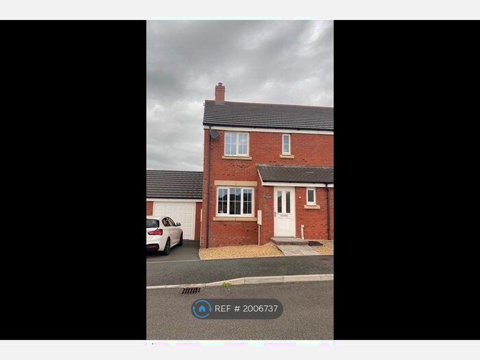 3 Bedroom Semi-Detached House To Rent In Bryn Y Telor, Coity, Bridgend, CF35
