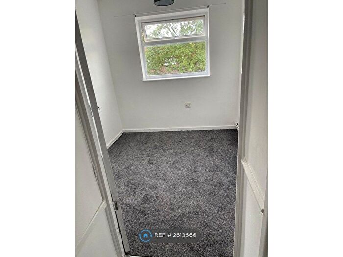 3 Bedroom Terraced House To Rent In Nottingham, Nottingham, NG5