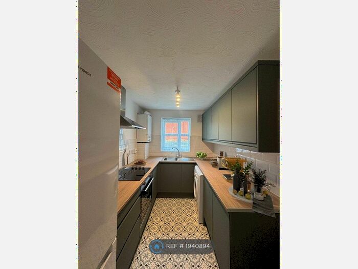 1 Bedroom Maisonette To Rent In Forsythia Close, Birmingham, B31