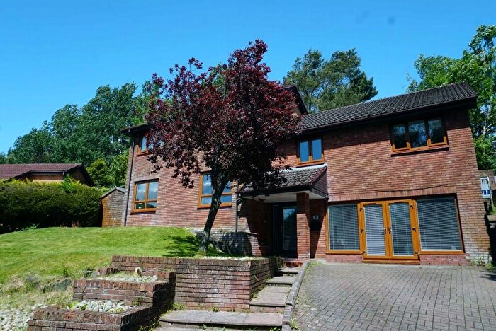 5 Bedroom Detached House For Sale In Mackenzie Gardens, Stewartfield East Kilbride, G74