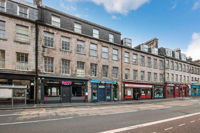 2 Bedroom Flat To Rent In South Bridge, Edinburgh, EH1