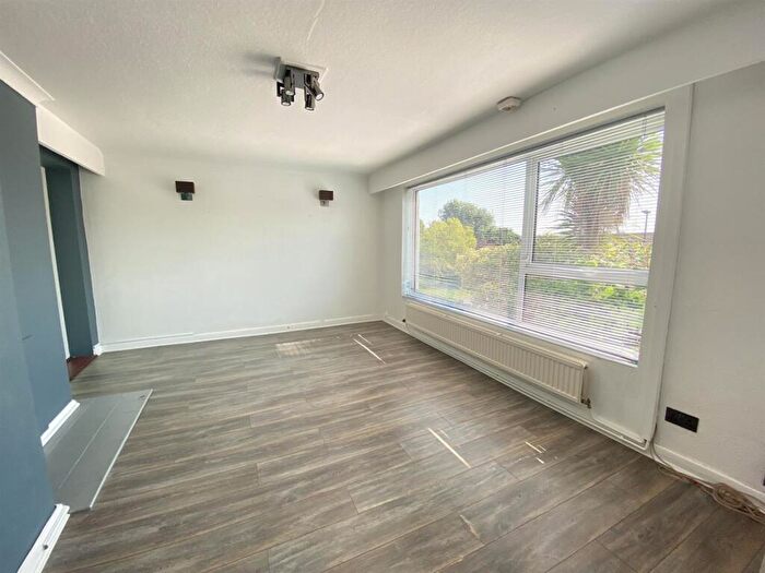 2 Bedroom Bungalow To Rent In Darley Abbey Drive, Darley Abbey, Derby, DE22