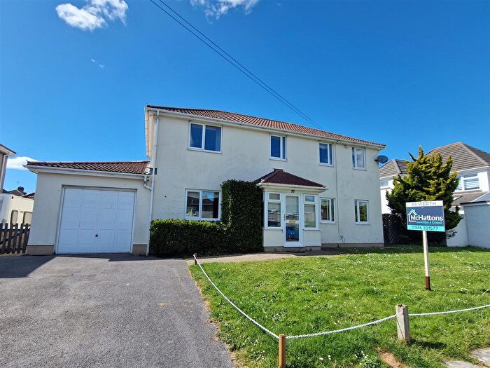 3 Bedroom Detached House For Sale In St. Christophers Road, Porthcawl, CF36