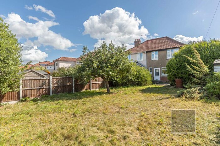 3 Bedroom Semi-detached House For Sale In Cromwell Road, Sprowston, NR7