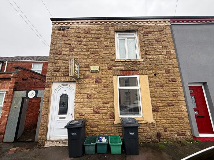 2 Bedroom Flat To Rent In Falkner Street, Gloucester, GL1