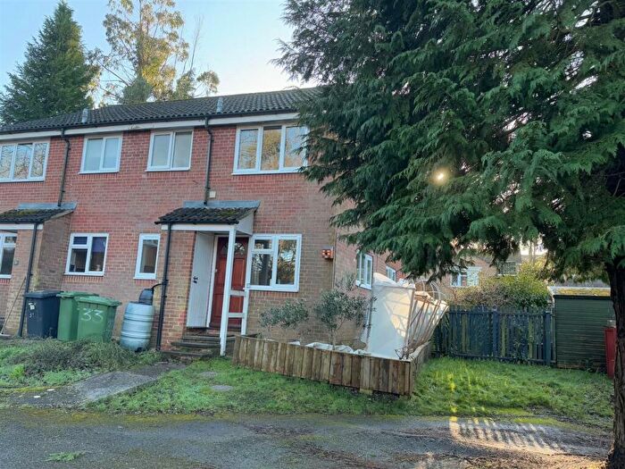 1 Bedroom End Of Terrace House To Rent In Cornwall Road, Whitehill, GU35