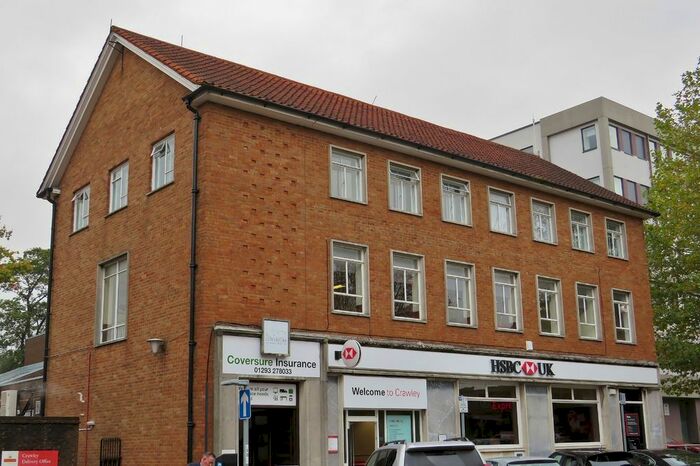 2 Bedroom Flat To Rent In The Boulevard, Crawley, West Sussex, RH10