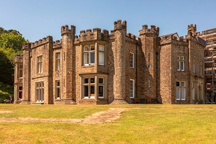 2 Bedroom Flat For Sale In Mill Lane, Blackpill, Swansea, SA3