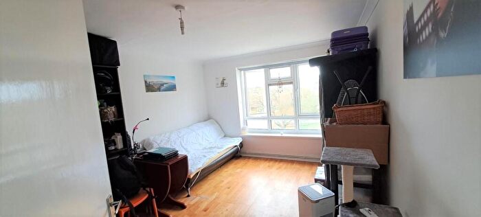 1 Bedroom Flat For Sale In Hurstwood, Findon Road, Brighton, BN2