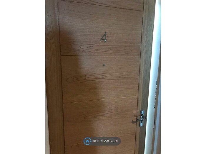 Studio To Rent In Church Street, Tamworth, B79
