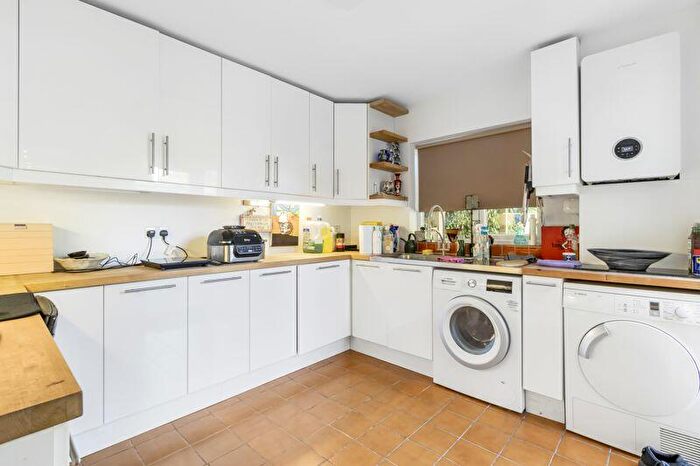 4 Bedroom Detached House For Sale In Bradgate, Cuffley, EN6