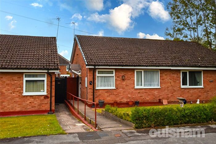 1 Bedroom Bungalow For Sale In West Mead Drive, Kings Heath, Birmingham, B14