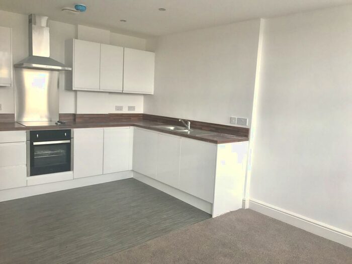 1 Bedroom Apartment To Rent In Benbow Street, Sale, M33