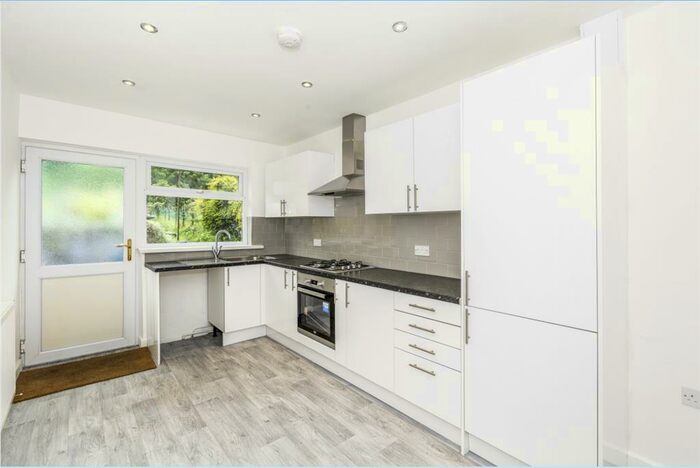 3 Bedroom House To Rent In Tyn Y Bonau Road, Pontarddulais, Swansea, SA4