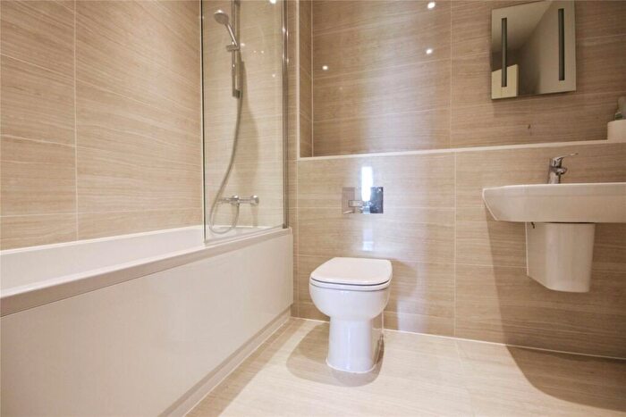 2 Bedroom Apartment To Rent In Old Bracknell Lane West, Bracknell, Berkshire, RG12