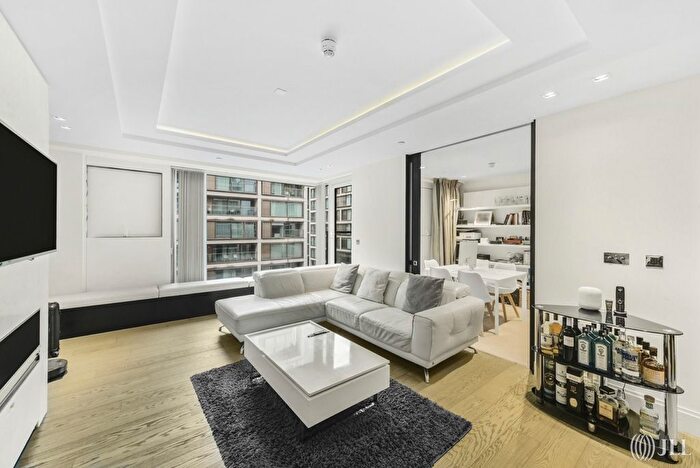 3 Bedroom Flat To Rent In Kensington High Street, London, W14