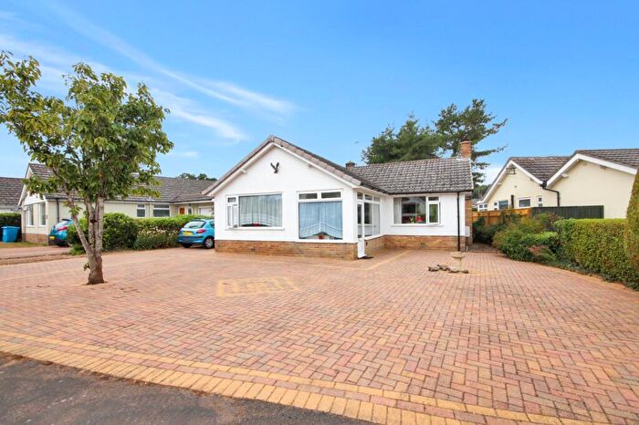 2 Bedroom Bungalow For Sale In Fairview Drive, Broadstone, Dorset, BH18