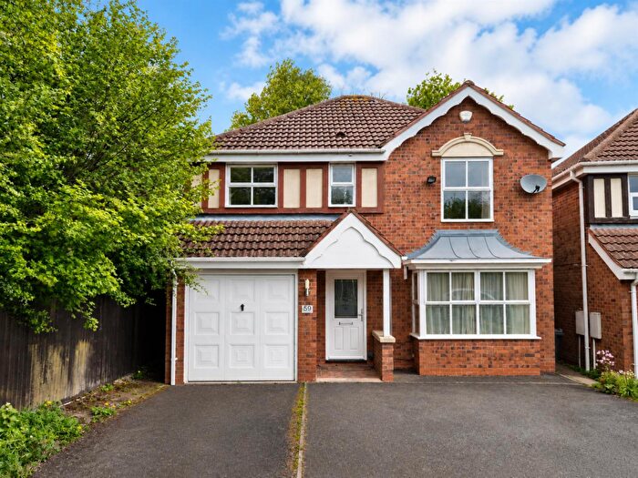 4 Bedroom Detached House For Sale In Vineyard Road, Birmingham, B31