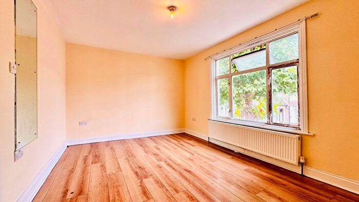 6 Bedroom Terraced House To Rent In Marlborough Road, London, E7