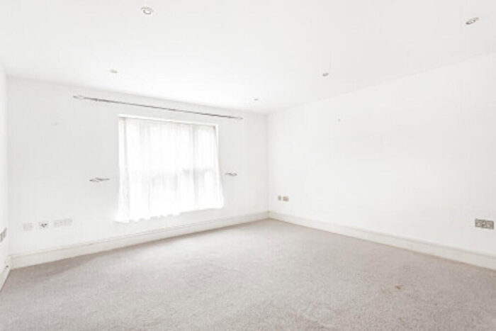 2 Bedroom Apartment To Rent In Albury Road, Guildford, GU1