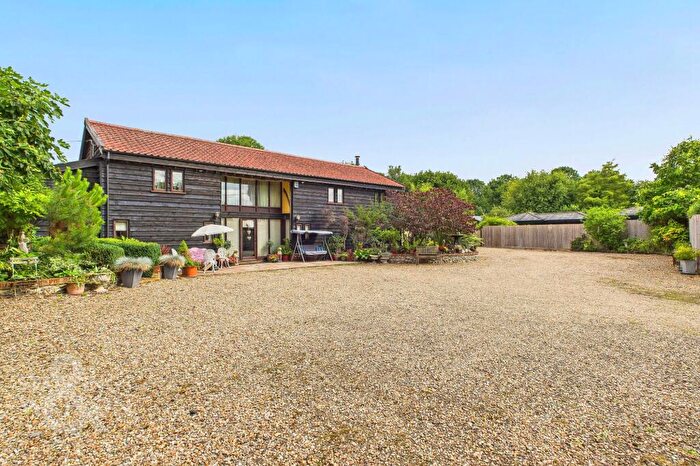 5 Bedroom Barn Conversion For Sale In Church Lane, Winfarthing, Diss, IP22