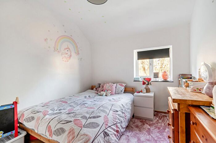 3 Bedroom Terraced House For Sale In Longstone Road, Paignton, Devon, TQ4